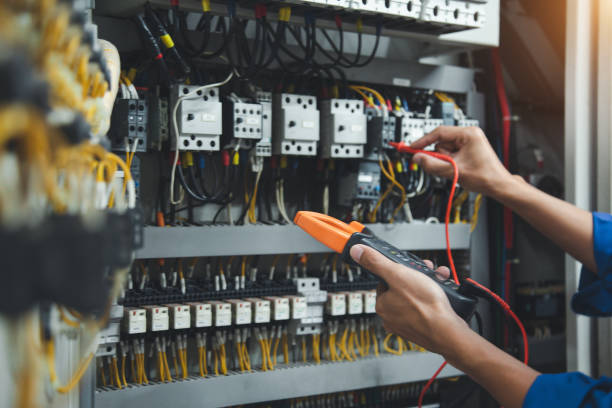 Best Electrician Near Me  in Washburn, IL